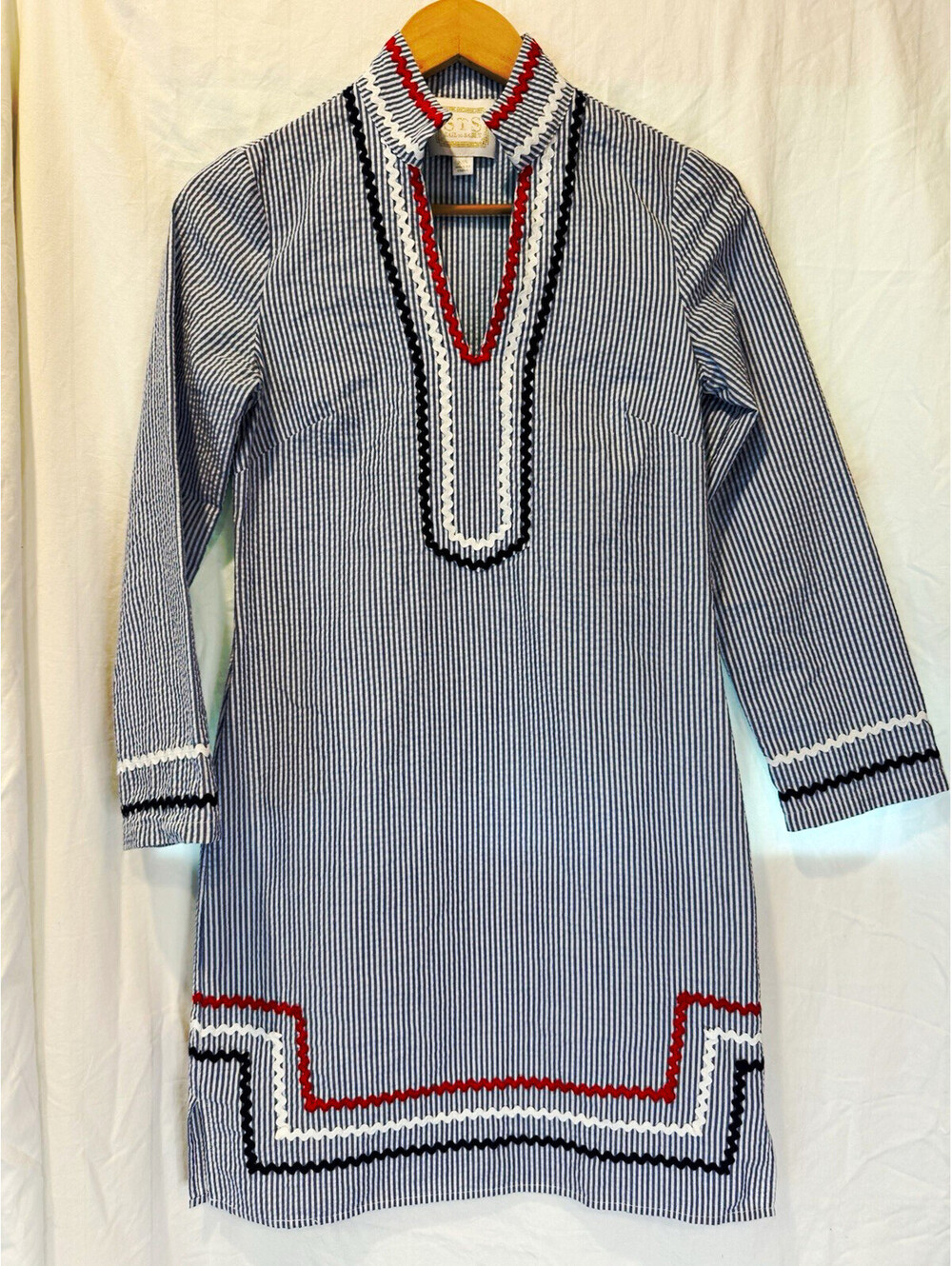 Sail to Sable Blue White Seersucker Shift Dress V-Neck 3/4 Sleeve Zip 2XS